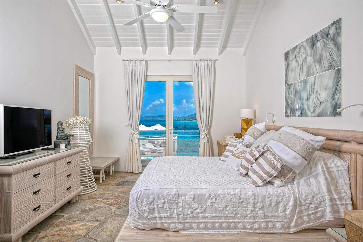 St Martin beachfront luxury villa rental - Bedroom 2